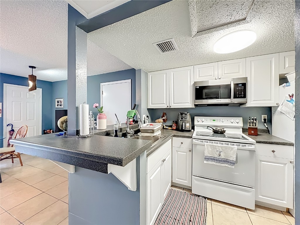 582 Orange Drive #100 Altamonte Springs FL 32701 - LAKE ORIENTA V4946360 image10