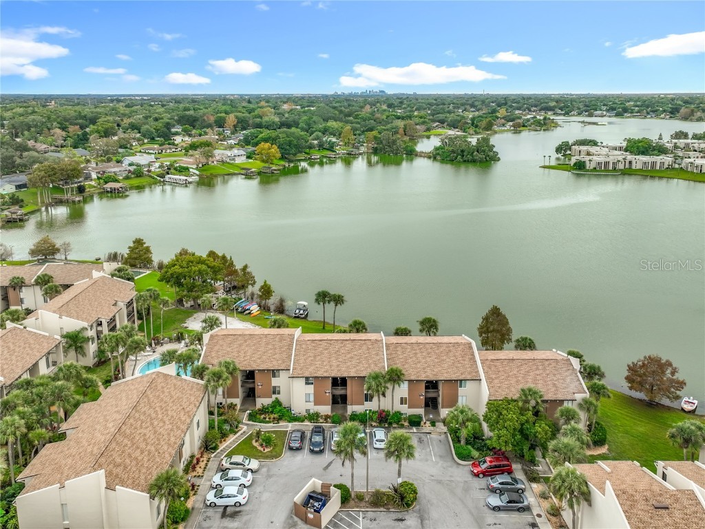 582 Orange Drive #100 Altamonte Springs FL 32701 - LAKE ORIENTA V4946360 image2