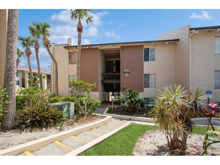 582 Orange Drive #102 Altamonte Springs FL 32701 - LAKE ORIENTA O6294558 image1