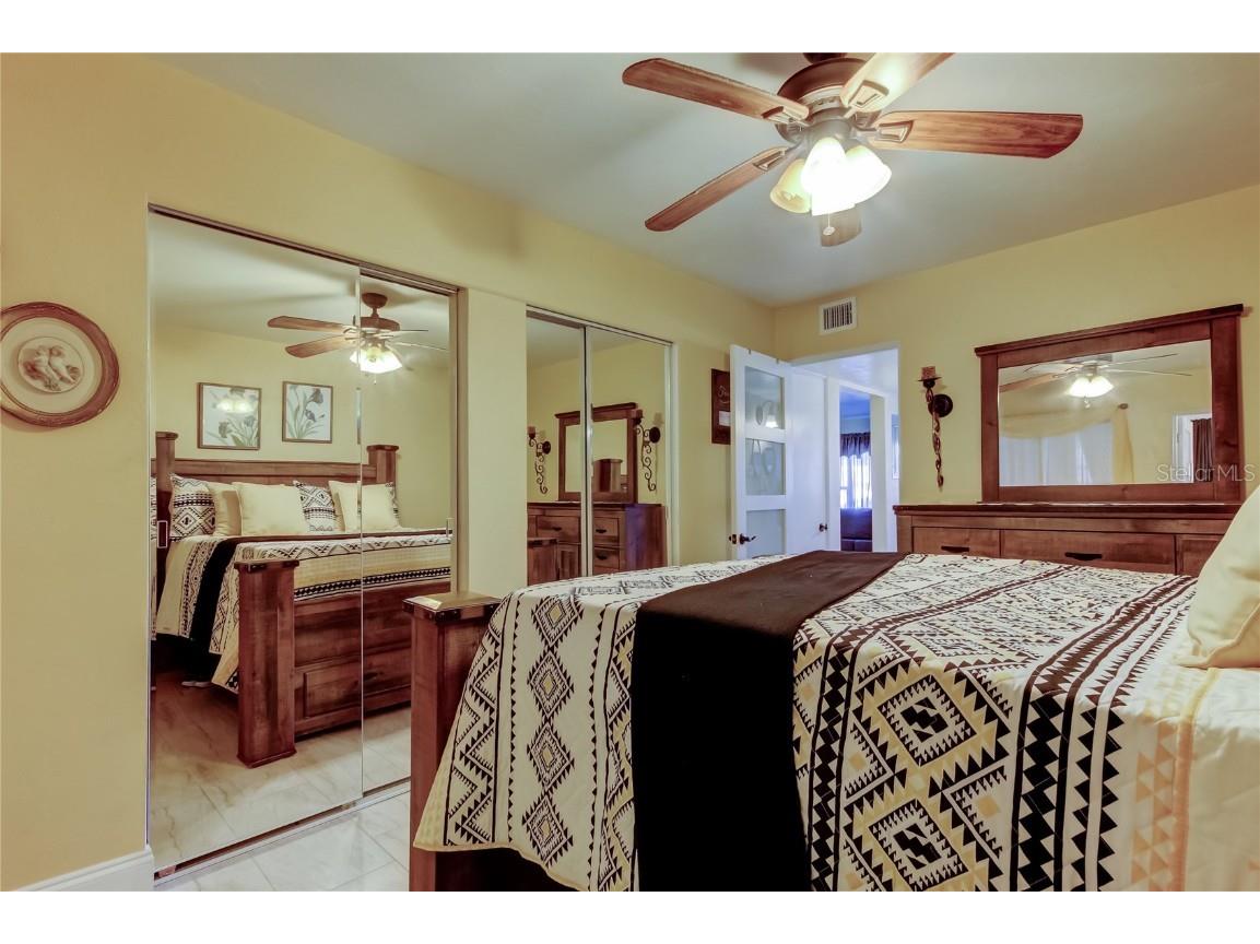 5820 43rd Terrace N #1406 Saint Petersburg FL 33709 V4941459 image12