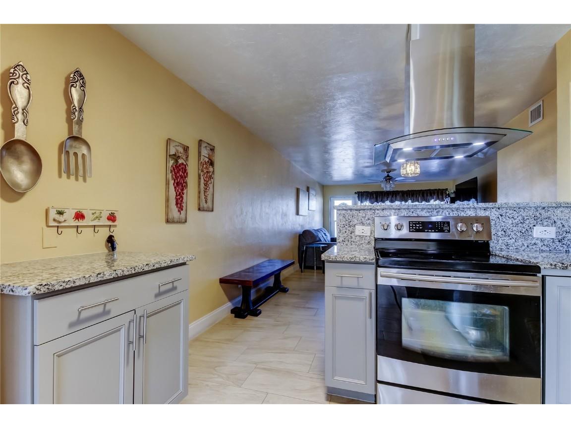 5820 43rd Terrace N #1406 Saint Petersburg FL 33709 V4941459 image5