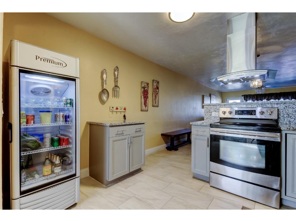 5820 43rd Terrace N #1406 Saint Petersburg FL 33709 V4941459 image7