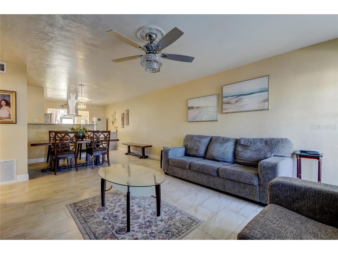 5820 43rd Terrace N #1406 Saint Petersburg FL 33709 V4941459 image8