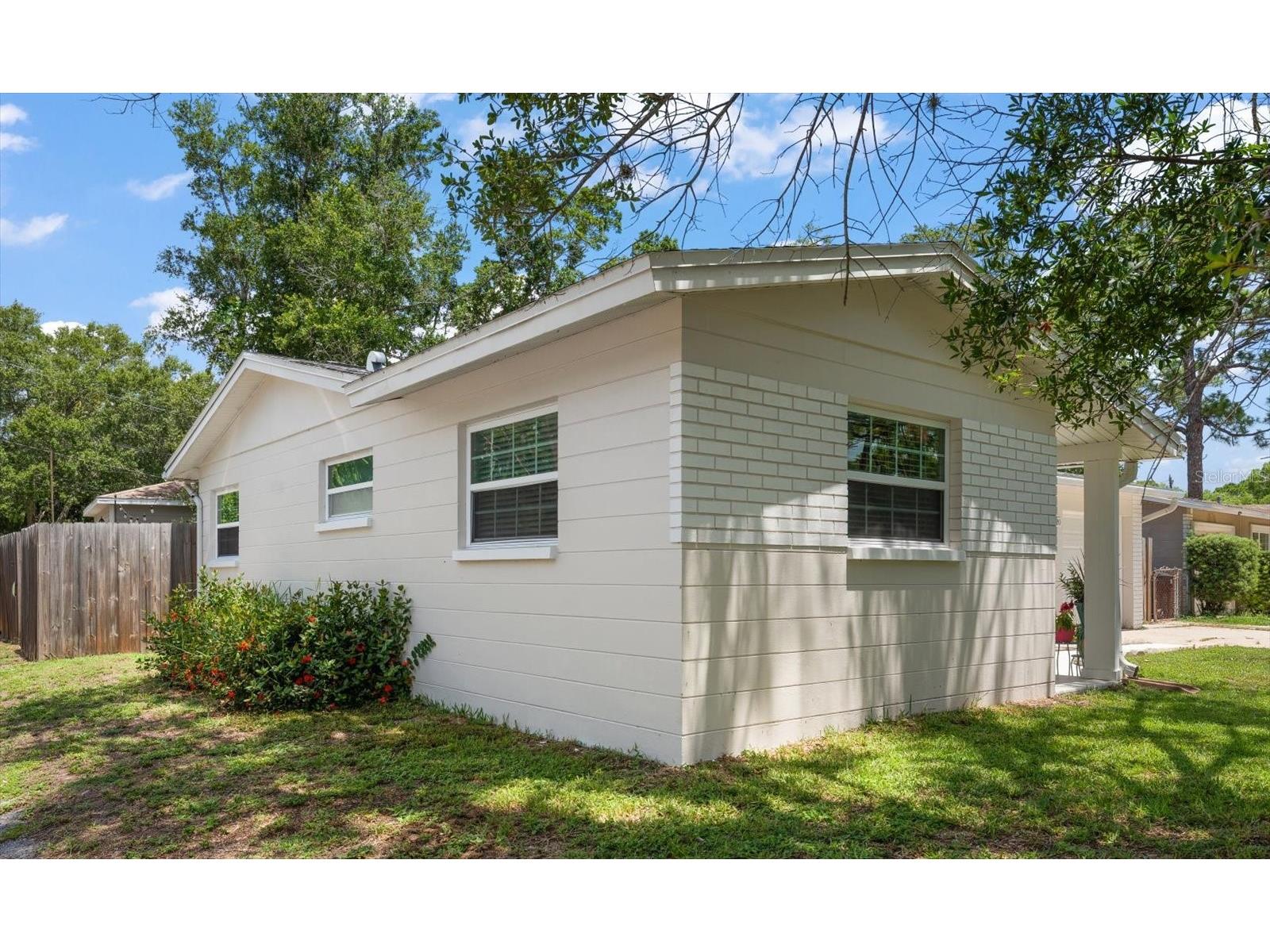 5820 Commonwealth Avenue N Saint Petersburg FL 33703 TB8528881 image32