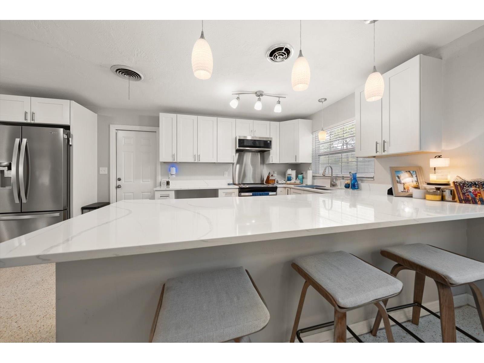 5820 Commonwealth Avenue N Saint Petersburg FL 33703 TB8528881 image7