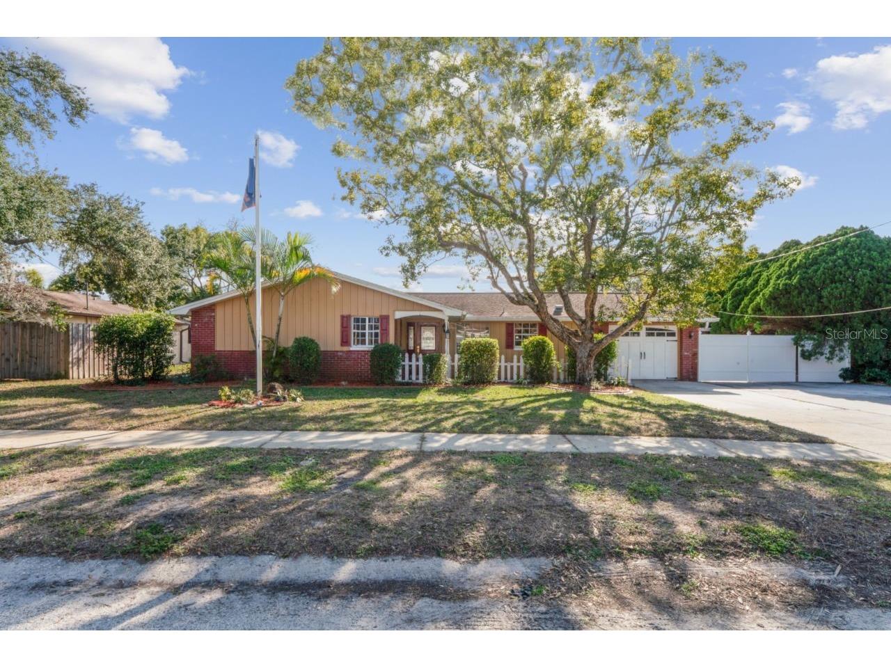 5820 Melaleuca Drive Holiday FL 34690 - ANCLOTE RIVER W7881373 image1