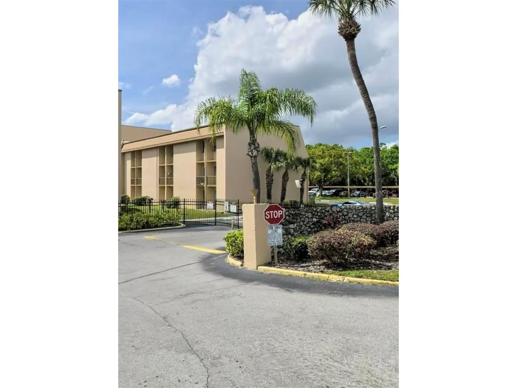 5820 N Church Avenue #348 Tampa FL 33614 TB8441929 image1