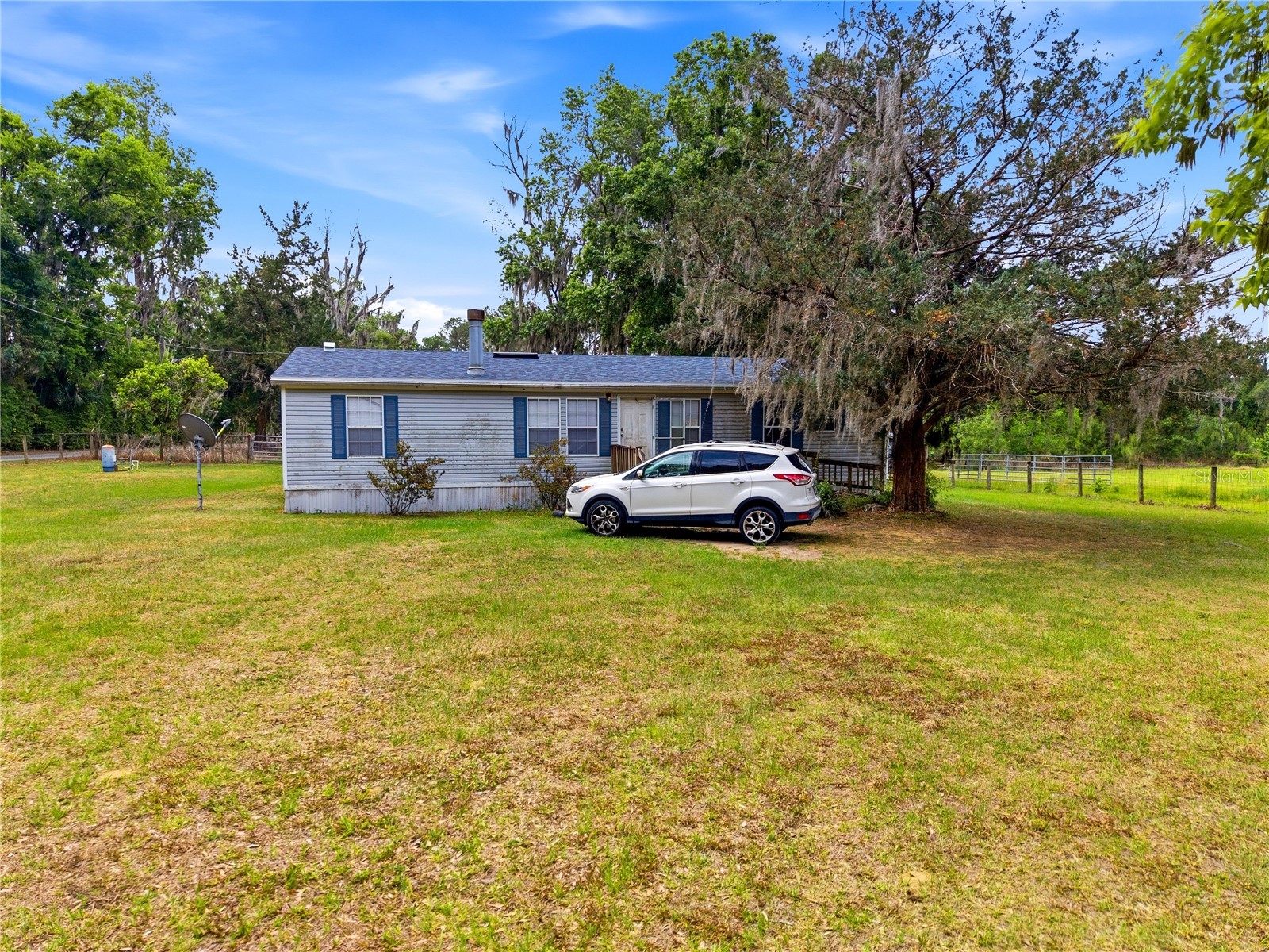 5820 NW 160th Street Reddick FL 32686 OM723814 image1