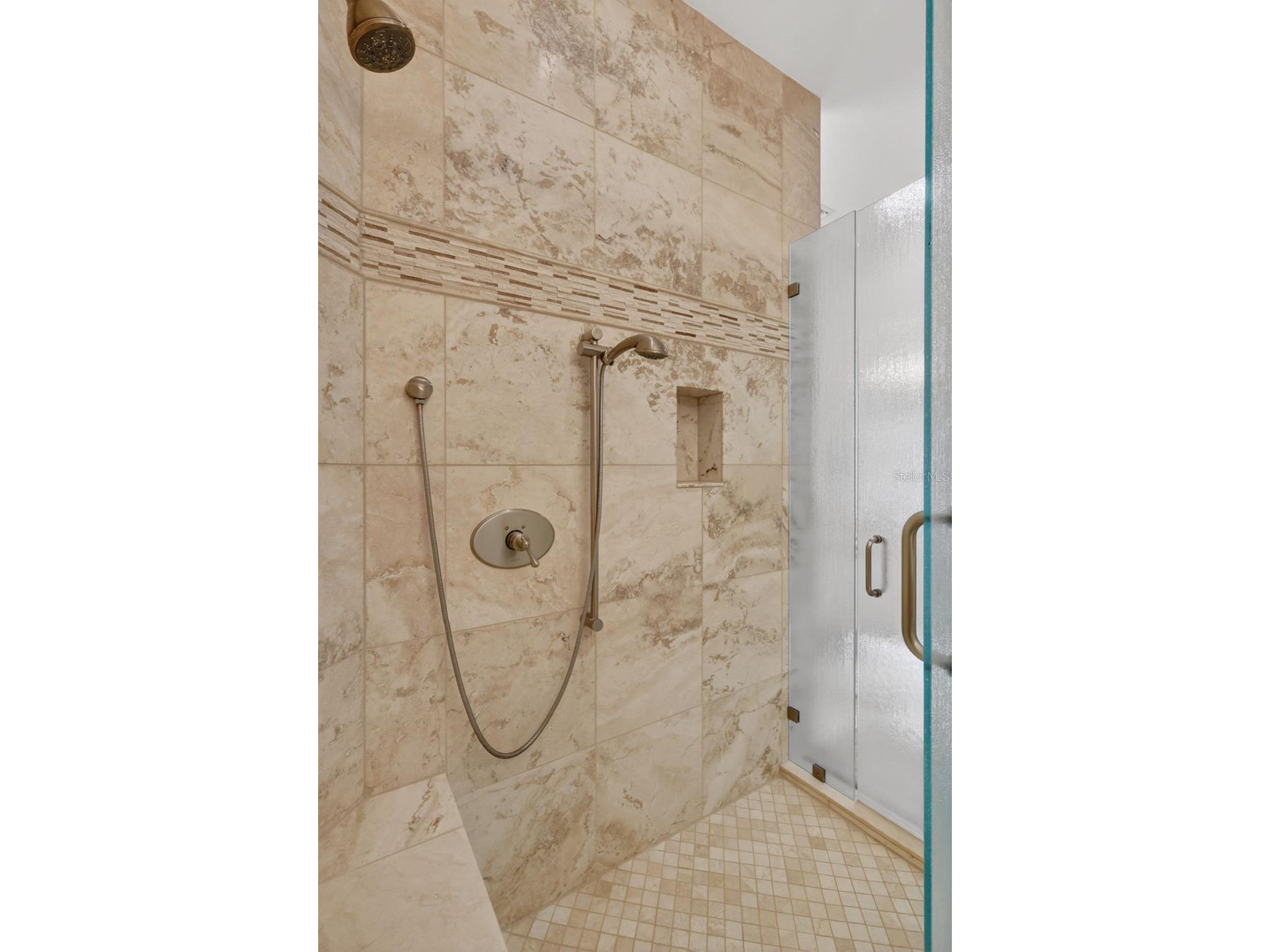 5821 Ferrara Drive Sarasota FL 34238 A4697321 image24