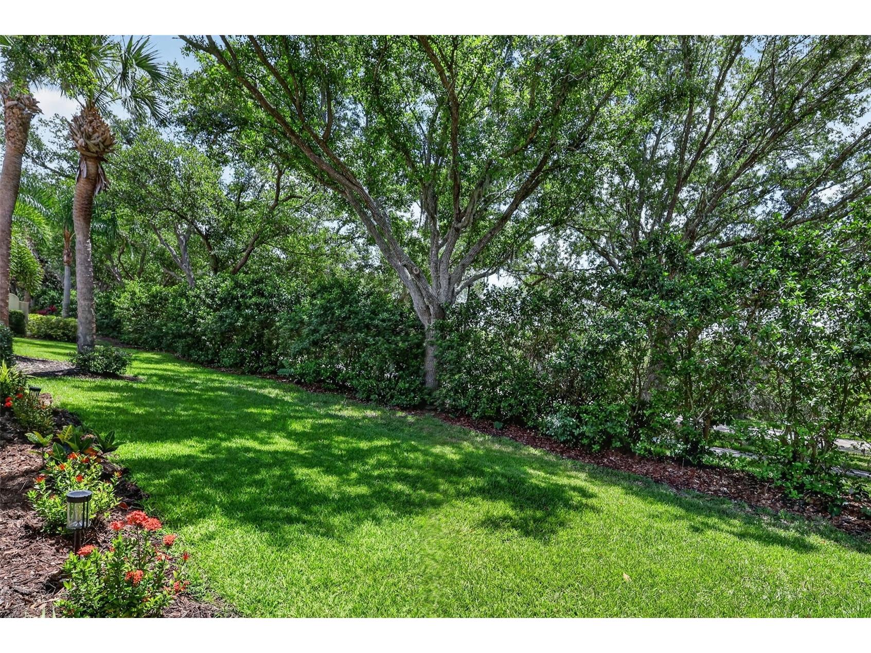 5821 Ferrara Drive Sarasota FL 34238 A4697321 image41