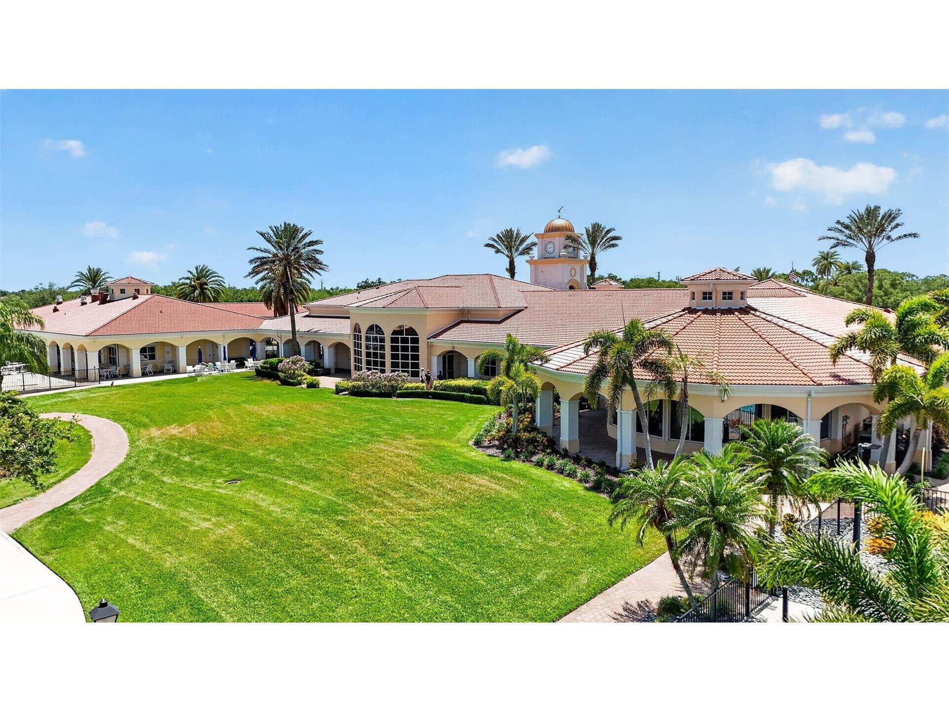 5821 Ferrara Drive Sarasota FL 34238 A4697321 image50