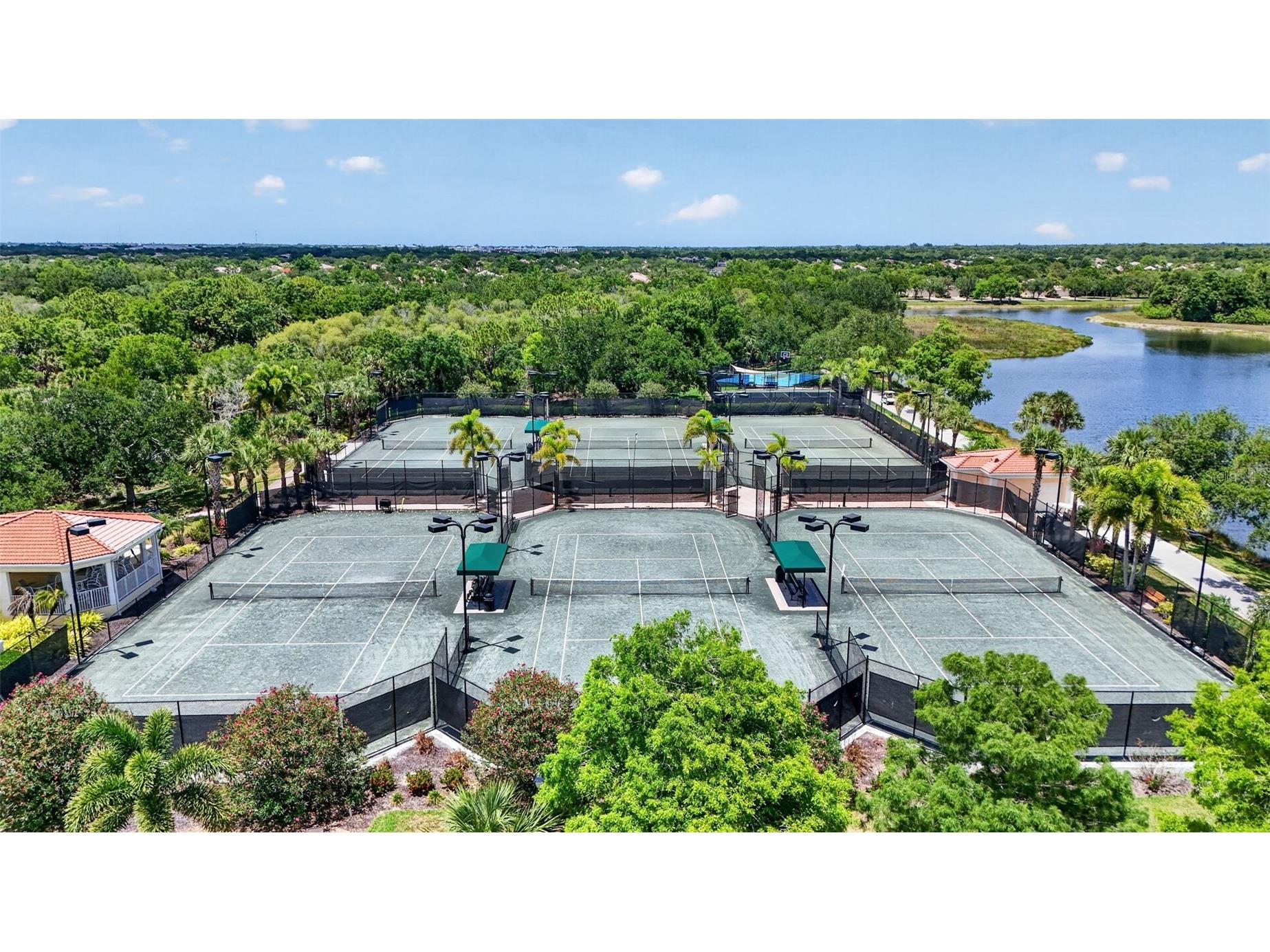 5821 Ferrara Drive Sarasota FL 34238 A4697321 image70