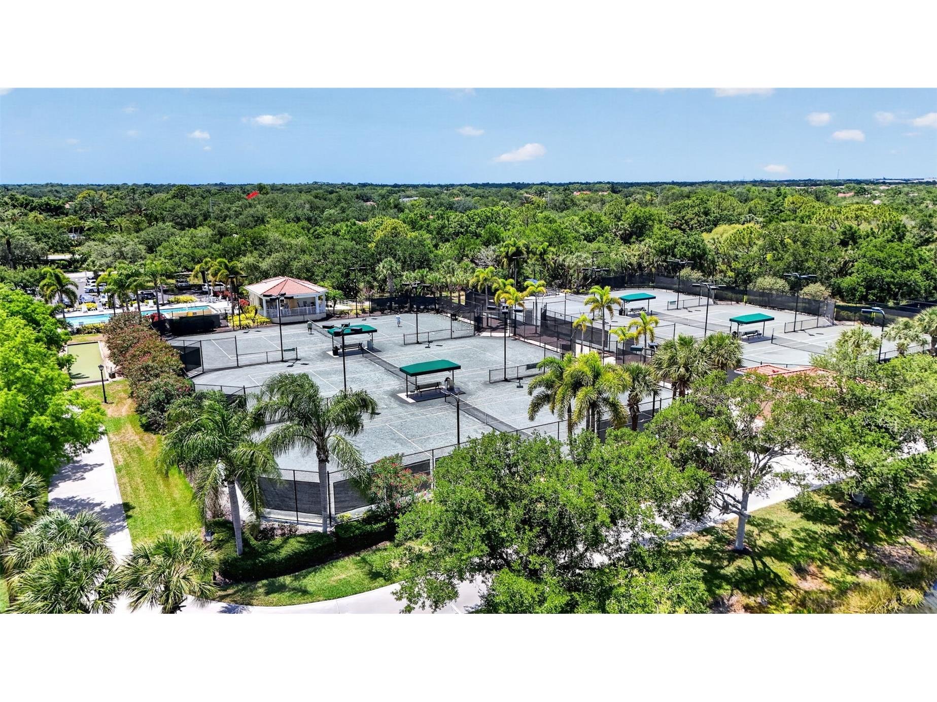 5821 Ferrara Drive Sarasota FL 34238 A4697321 image71