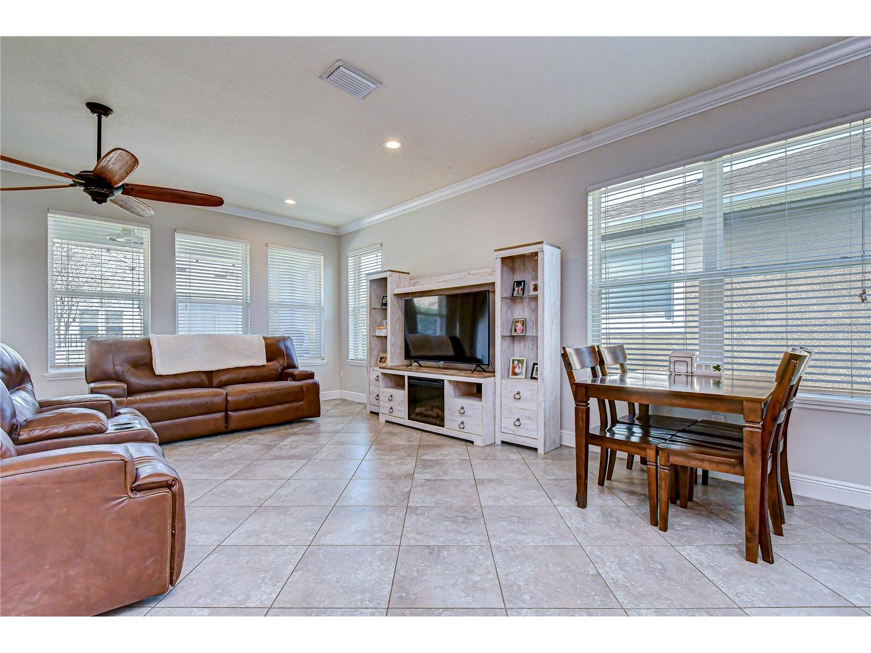5821 Jasper Glen Drive Lithia FL 33547 TB8487948 image9