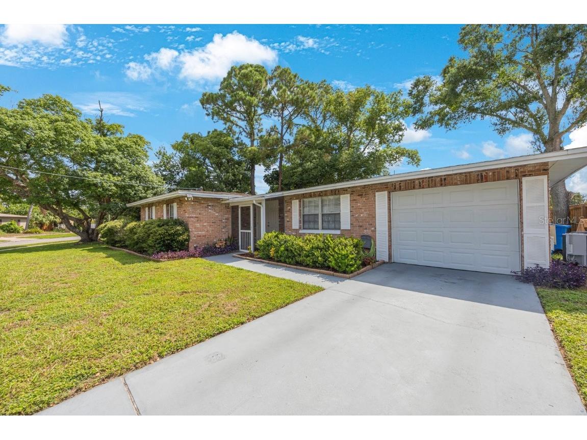 5821 Liverpool Drive Tampa FL 33615 U8255416 image1