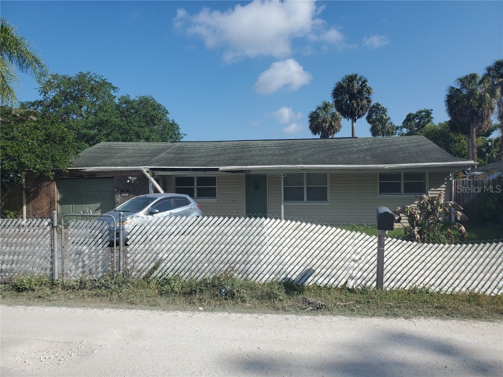 5821 Michigan Avenue New Port Richey FL 34652 W7874726 image1
