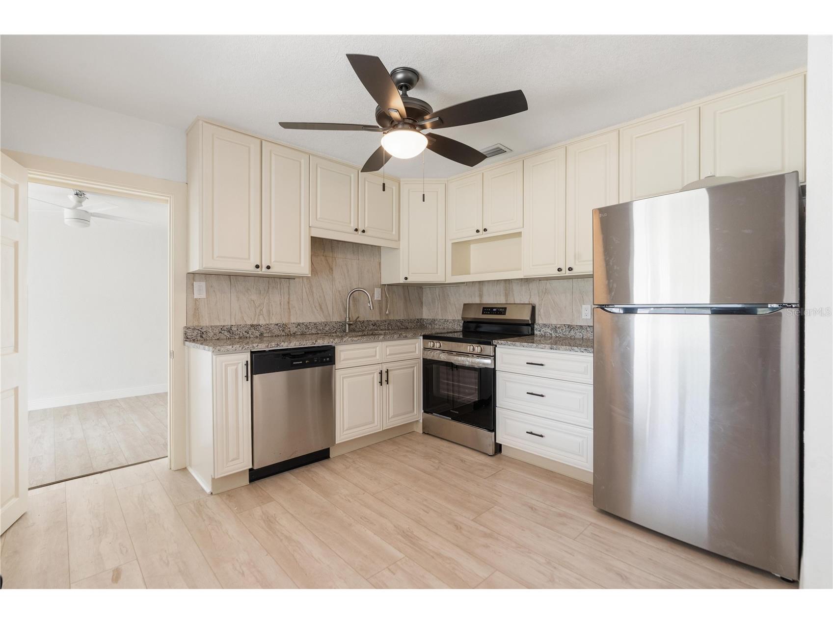 5822 River Road New Port Richey FL 34652 W7883897 image13