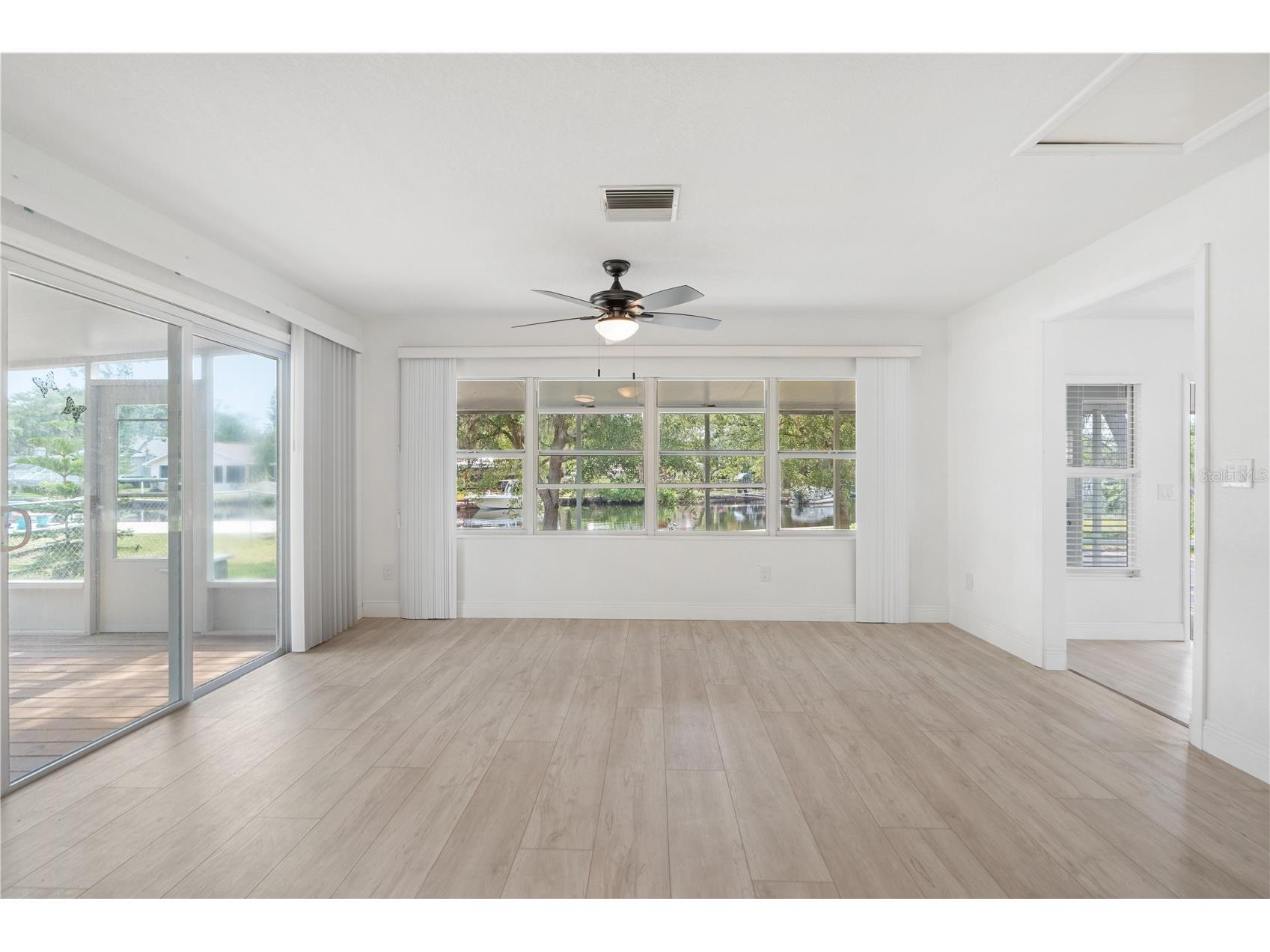 5822 River Road New Port Richey FL 34652 W7883897 image18