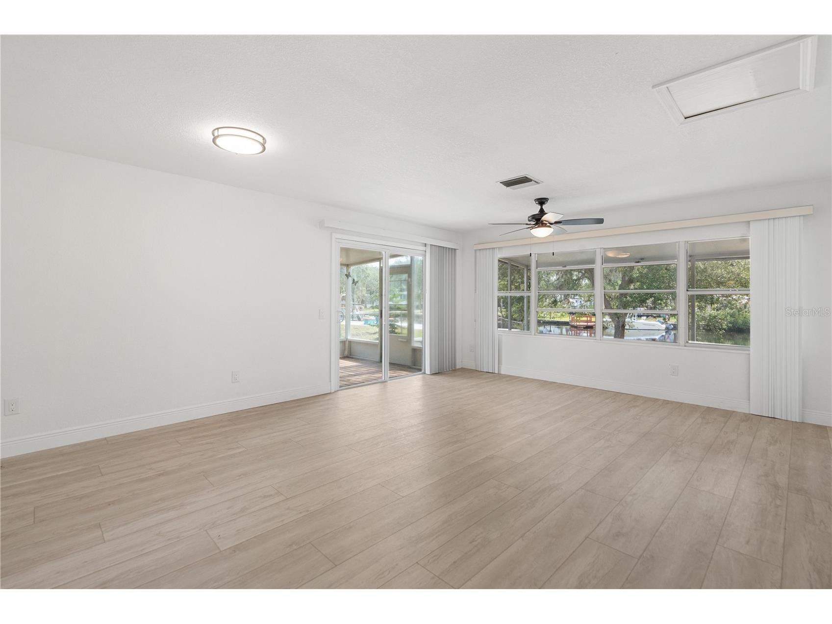 5822 River Road New Port Richey FL 34652 W7883897 image19