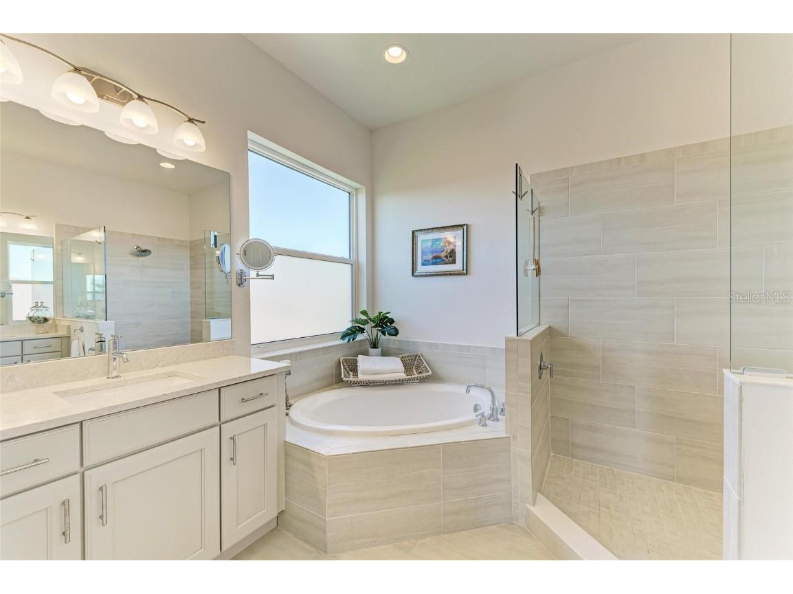 5822 Title Row Drive Bradenton FL 34210 A4643073 image41