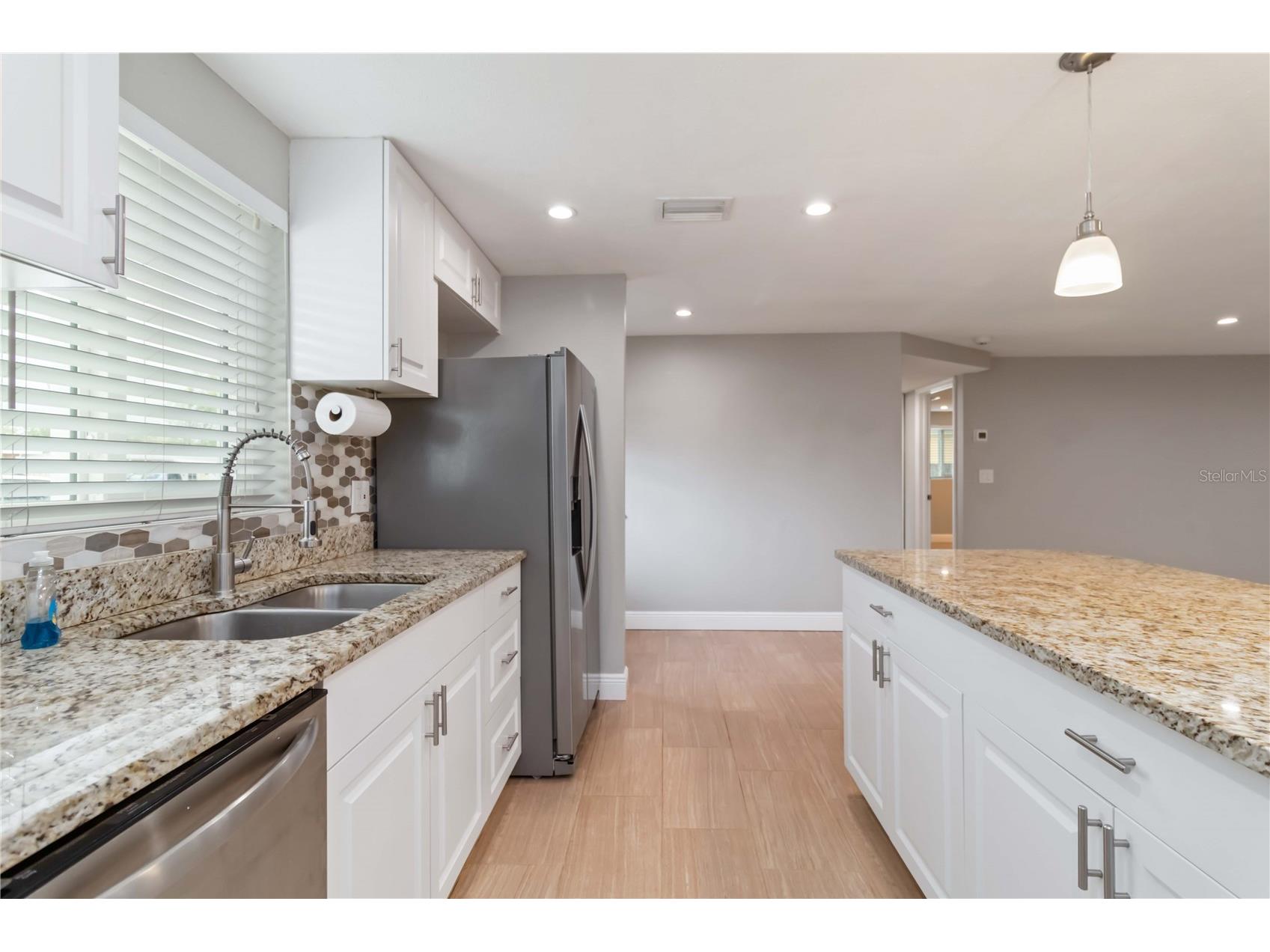 5823 22nd Street W Bradenton FL 34207 A4685959 image14