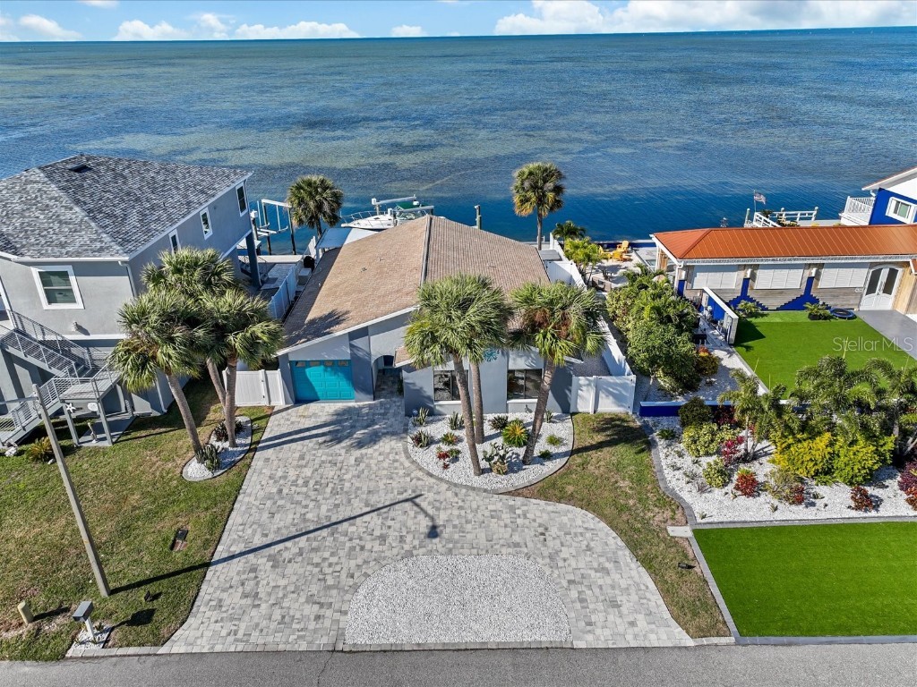 5823 Beverly Drive Hudson FL 34667 - DIRECTLY ON GULF OF MEXICO W7860817 image1