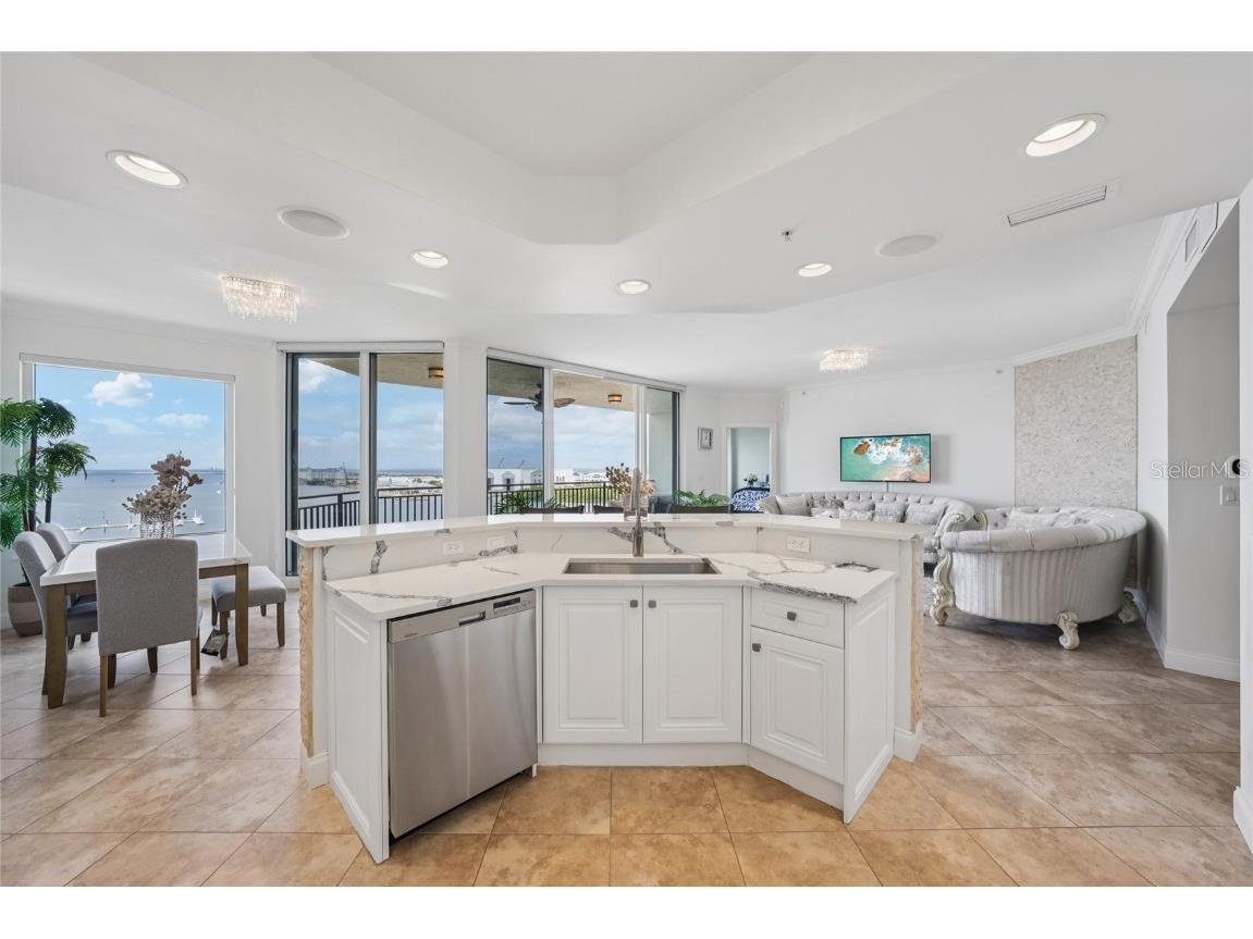 5823 Bowen Daniel Drive #902 Tampa FL 33616 TB8435064 image6