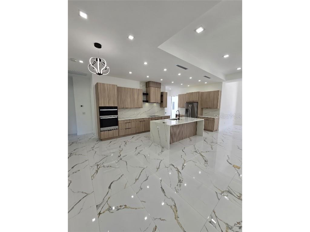 5823 Whippoorwill Drive Tampa FL 33624 TB8444830 image7