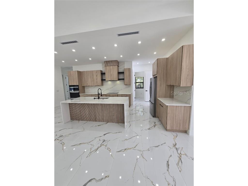 5823 Whippoorwill Drive Tampa FL 33624 TB8444830 image8