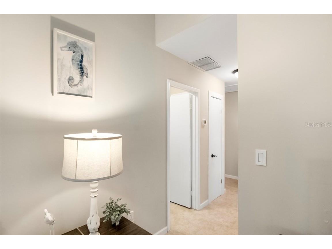 5824 Wildwood Avenue Sarasota FL 34231 A4649804 image12