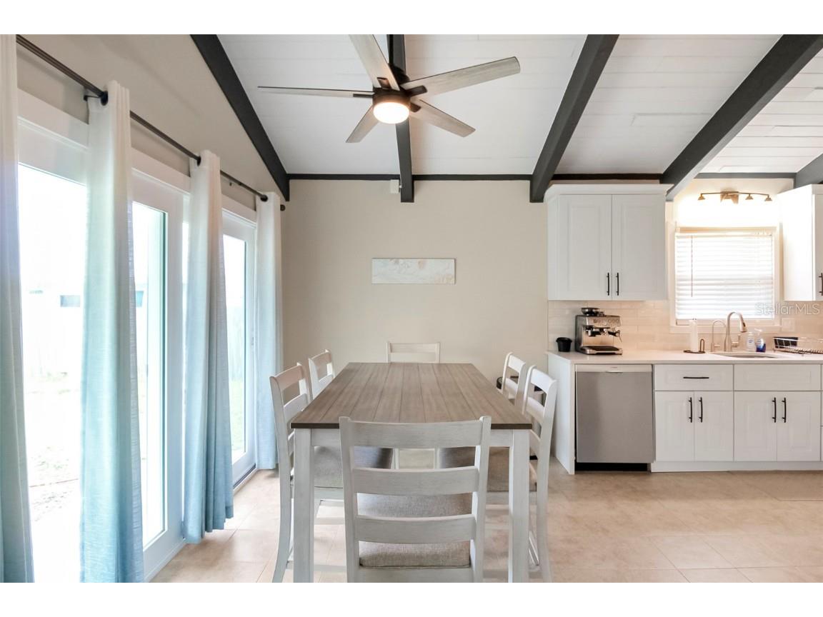 5824 Wildwood Avenue Sarasota FL 34231 A4649804 image31