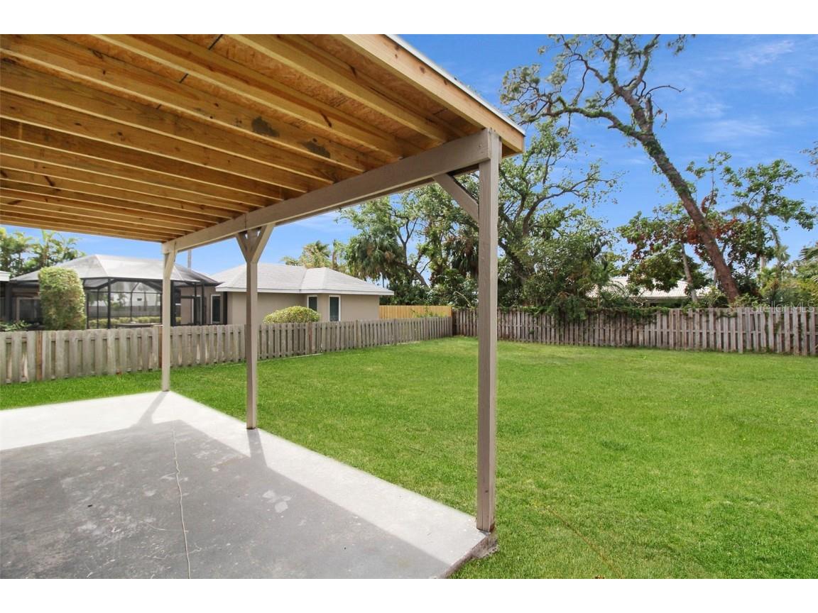 5824 Wildwood Avenue Sarasota FL 34231 A4649804 image41