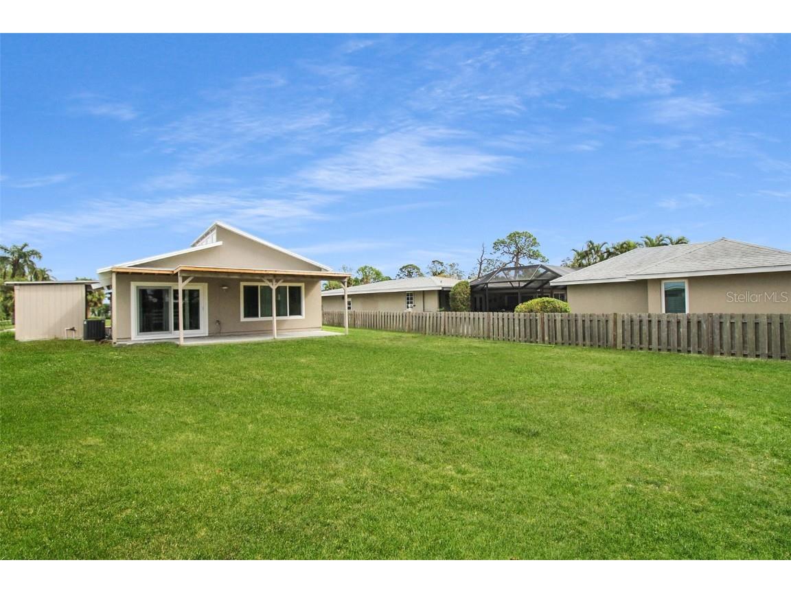 5824 Wildwood Avenue Sarasota FL 34231 A4649804 image44