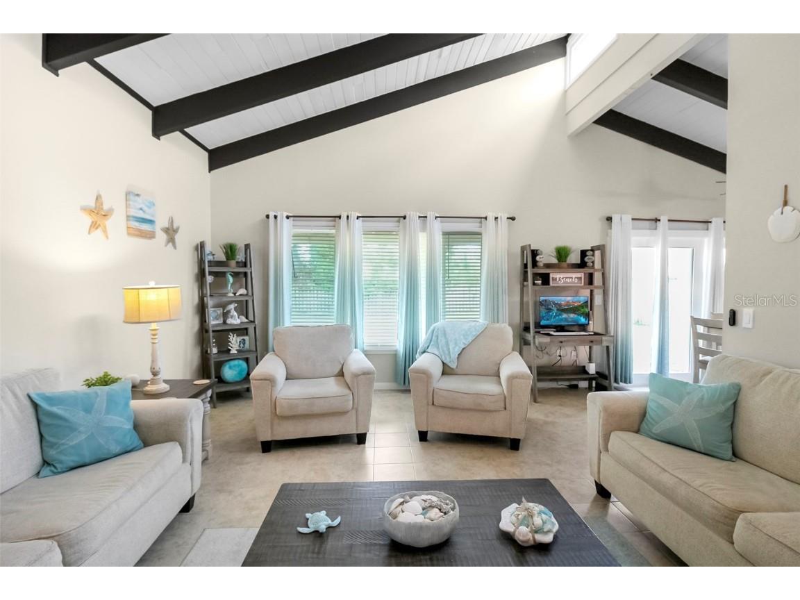 5824 Wildwood Avenue Sarasota FL 34231 A4649804 image8