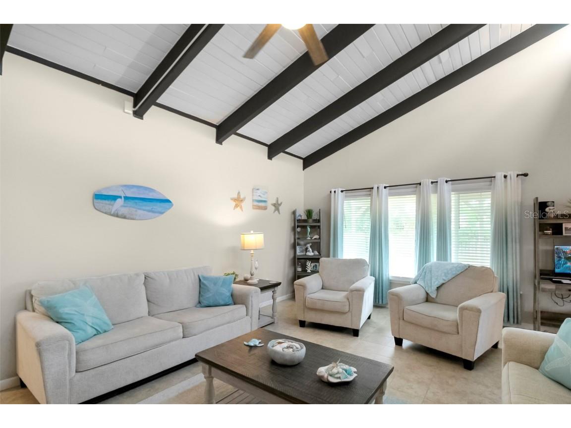 5824 Wildwood Avenue Sarasota FL 34231 A4649804 image9