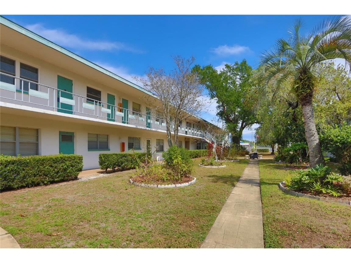 5825 18th Street N #12 Saint Petersburg FL 33714 T3435264 image1