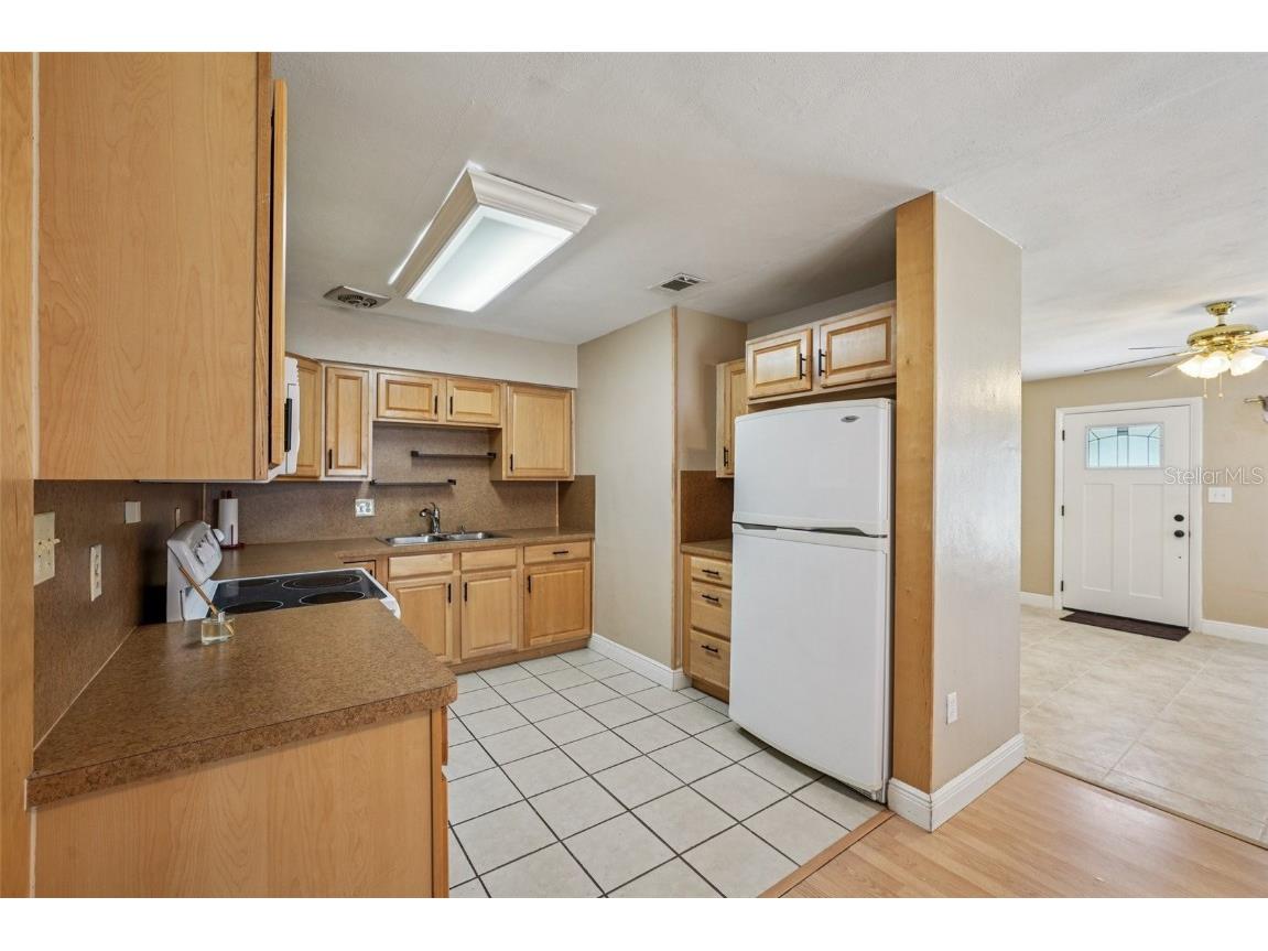 5825 81st Avenue N Pinellas Park FL 33781 TB8404083 image14