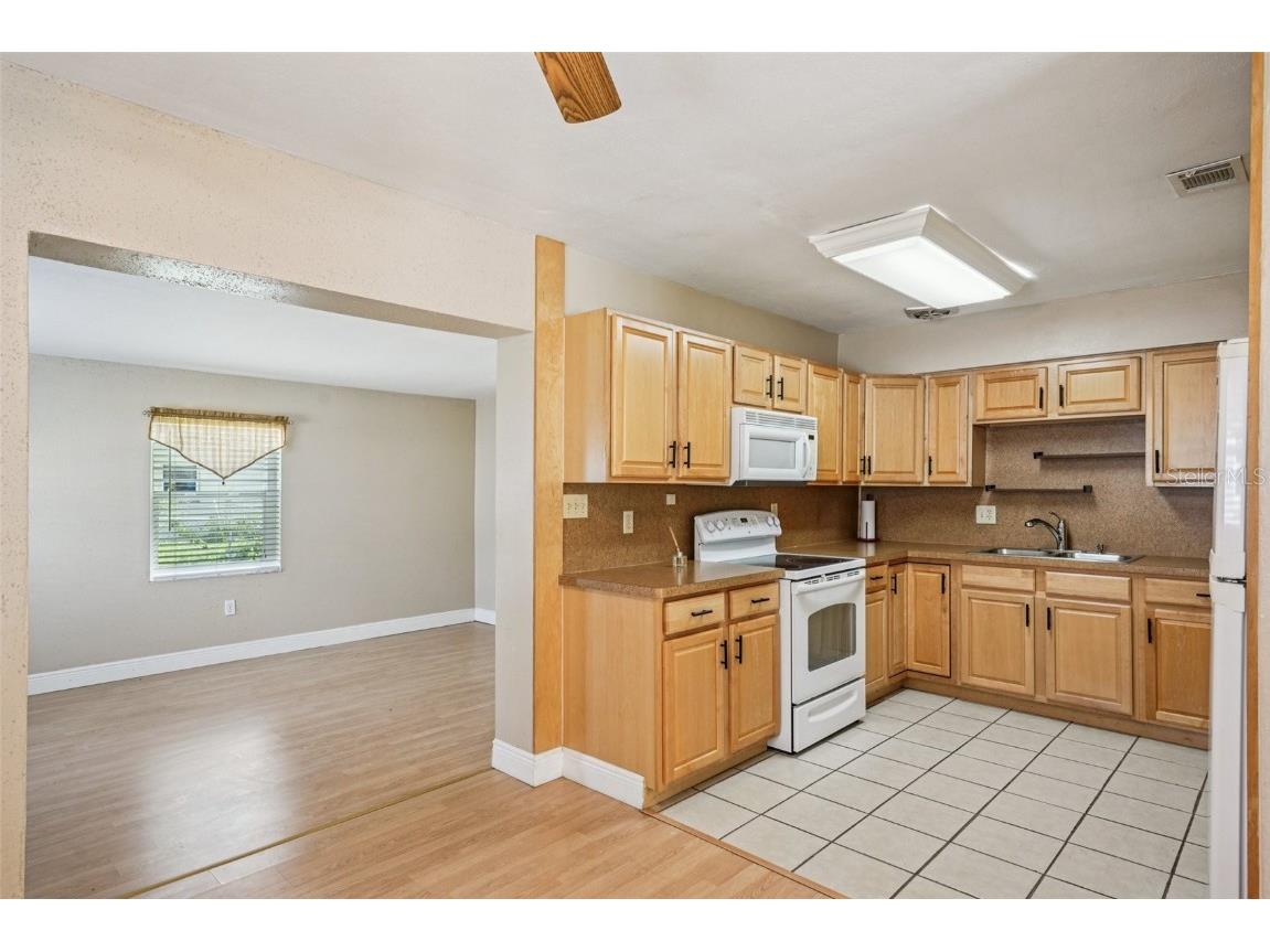 5825 81st Avenue N Pinellas Park FL 33781 TB8404083 image17