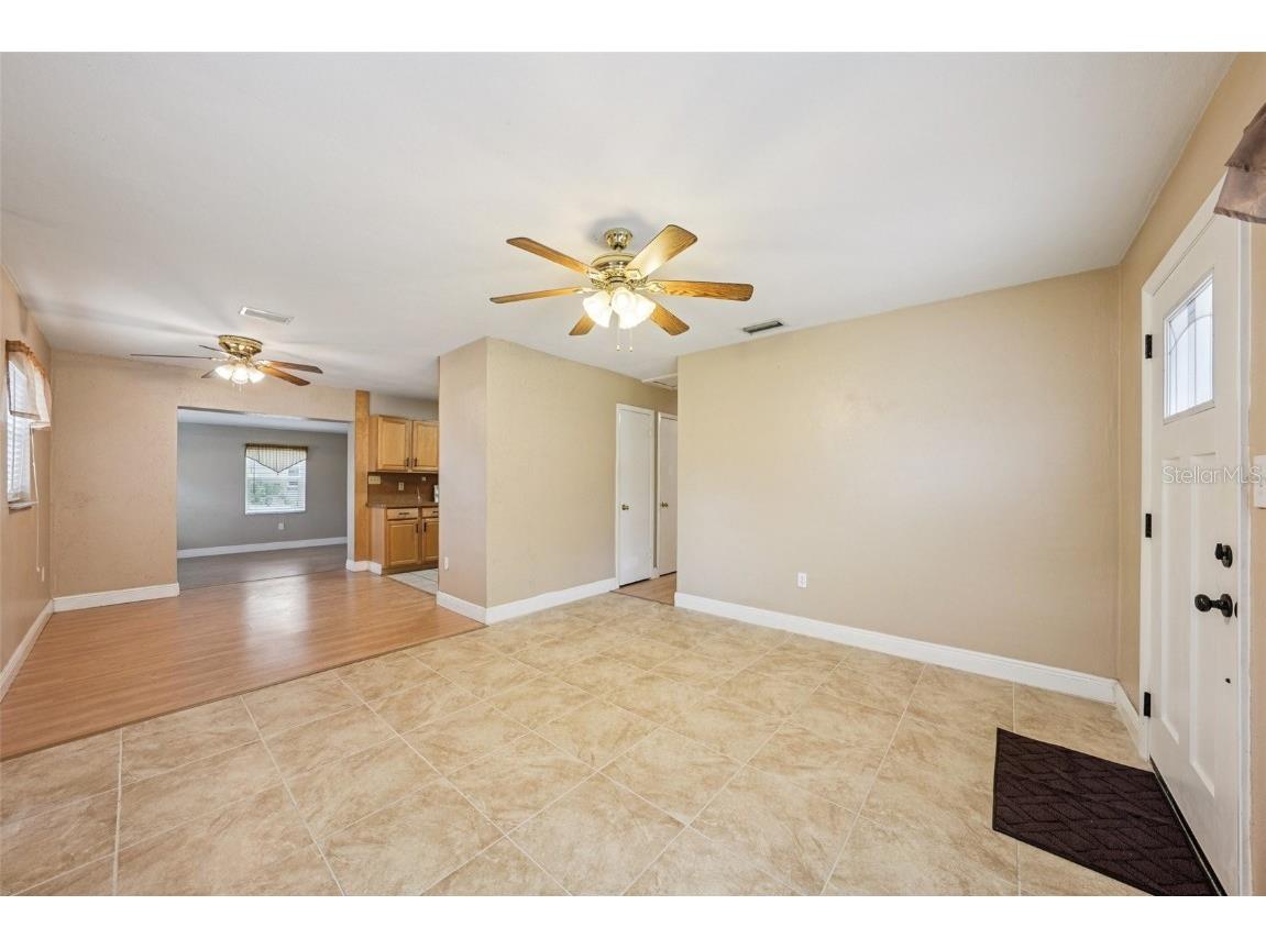 5825 81st Avenue N Pinellas Park FL 33781 TB8404083 image9