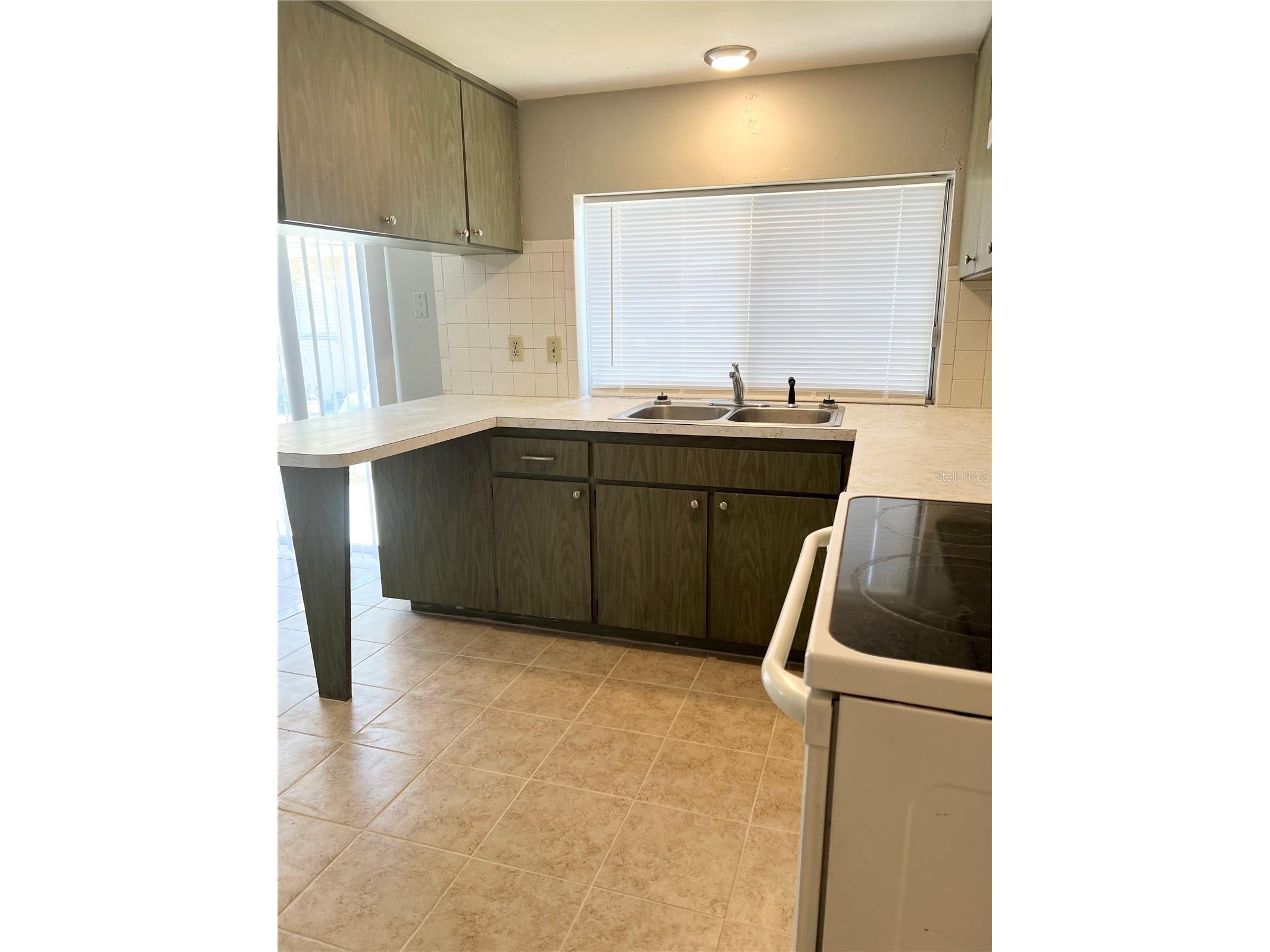 5825 Elm Street New Port Richey FL 34652 TB8480435 image2