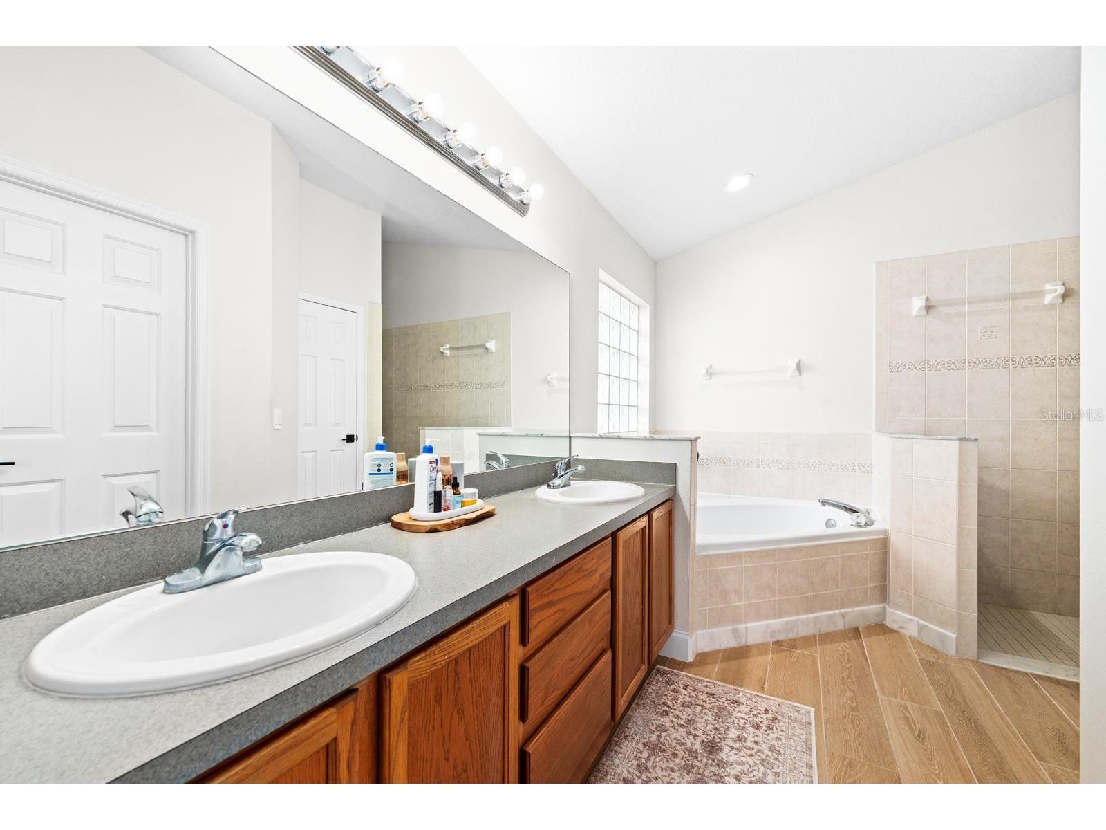 5825 Hawkwood Court Lithia FL 33547 TB8470468 image14