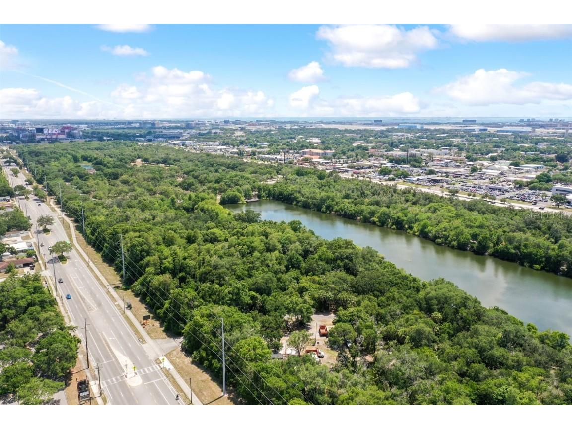 5825 N Thatcher Avenue Tampa FL 33614 TB8439781 image58