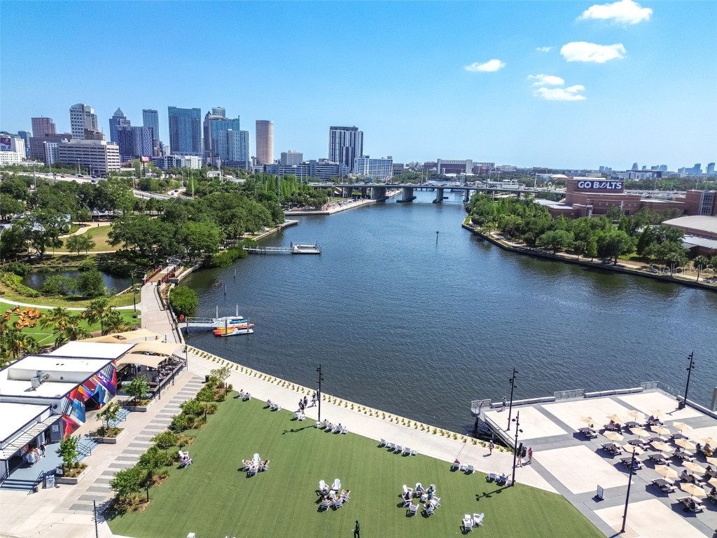 5825 N Thatcher Avenue Tampa FL 33614 TB8439781 image60