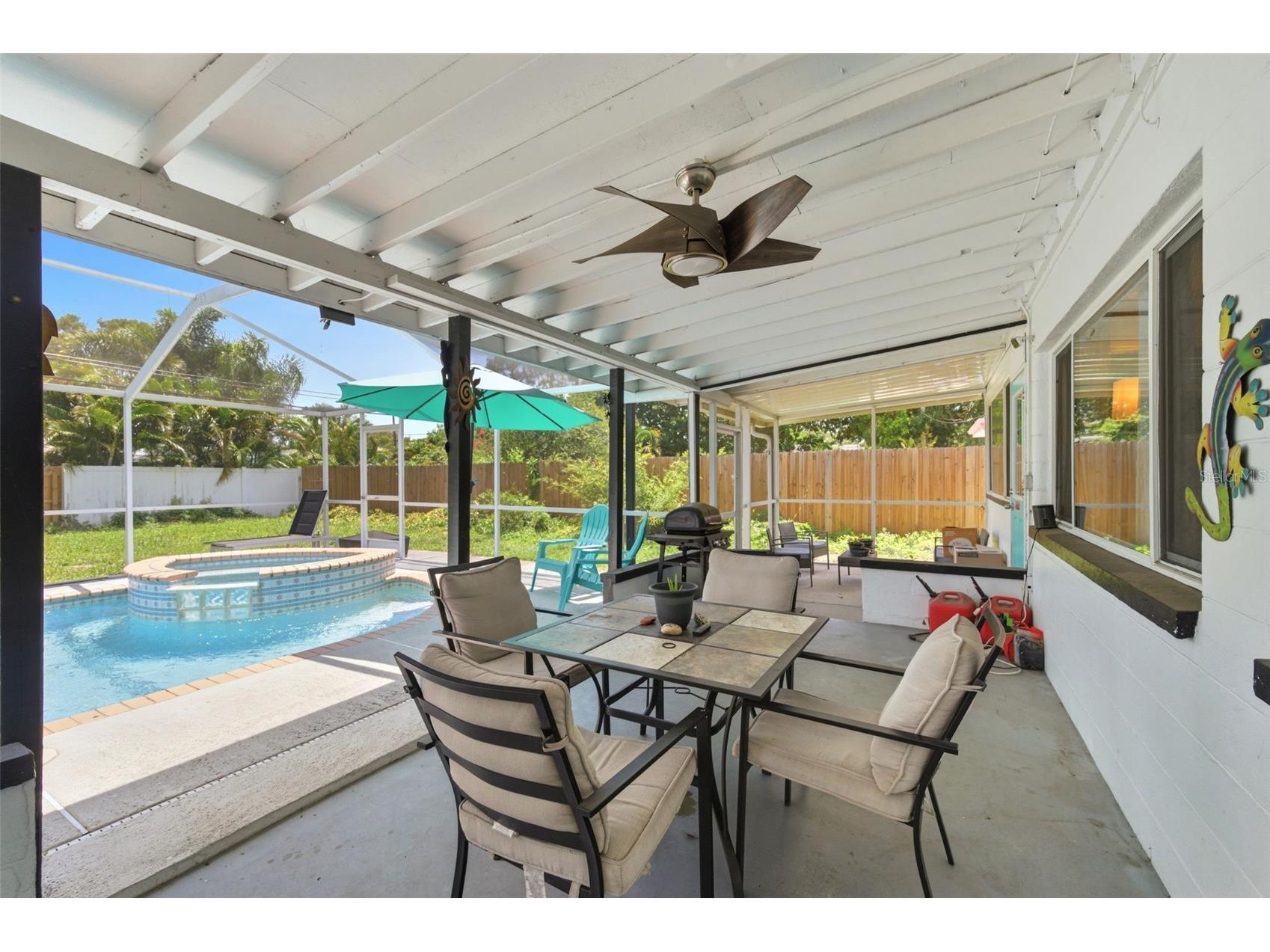 5826 17th Avenue S Gulfport FL 33707 TB8516111 image35