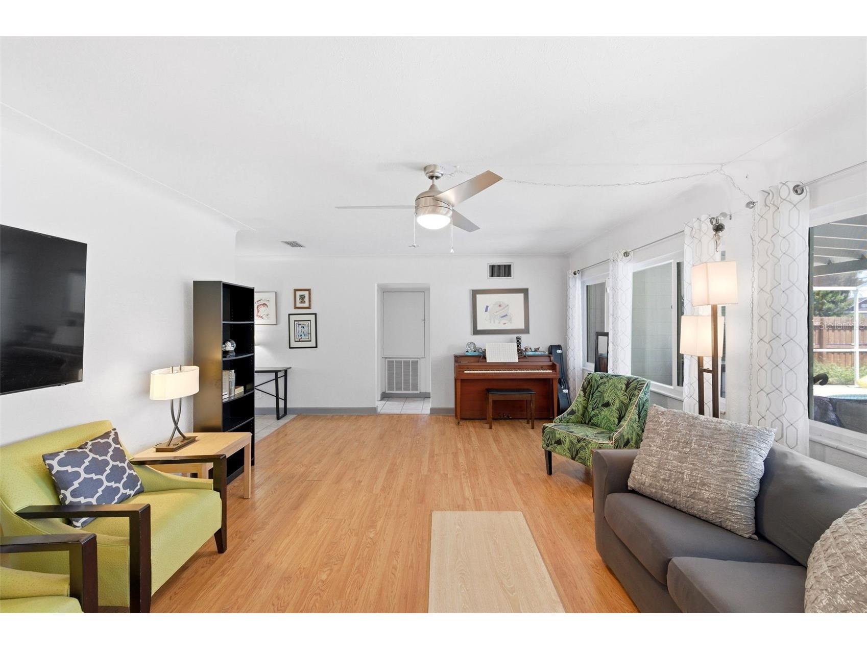 5826 17th Avenue S Gulfport FL 33707 TB8516111 image8