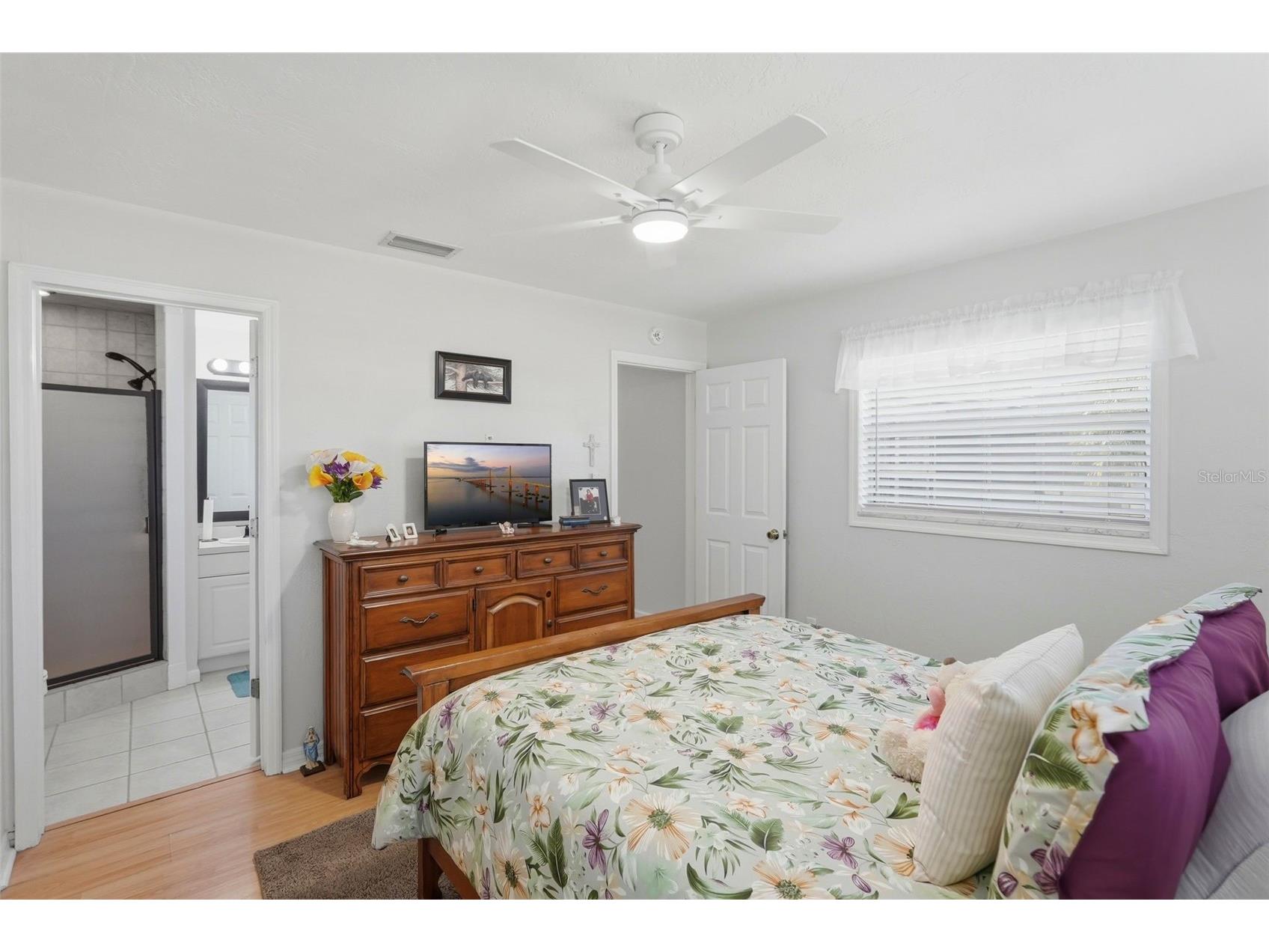 5826 27th Terrace N Saint Petersburg FL 33710 TB8488856 image18