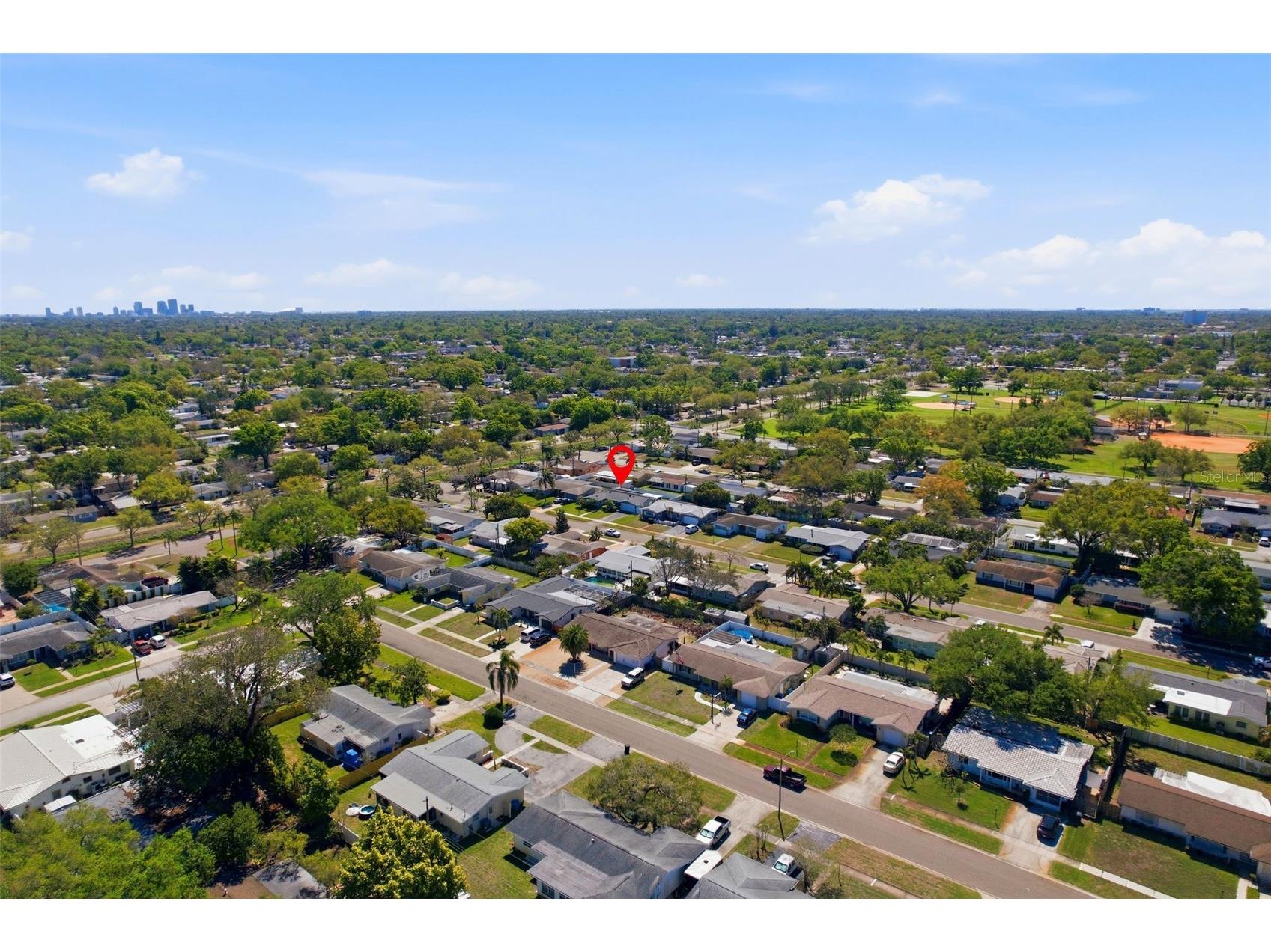 5826 27th Terrace N Saint Petersburg FL 33710 TB8488856 image2