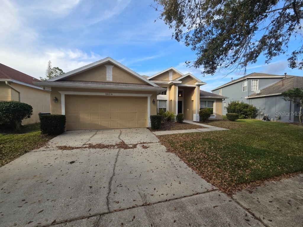 5826 Heronview Crescent Drive Lithia FL 33547 U8232745 image1
