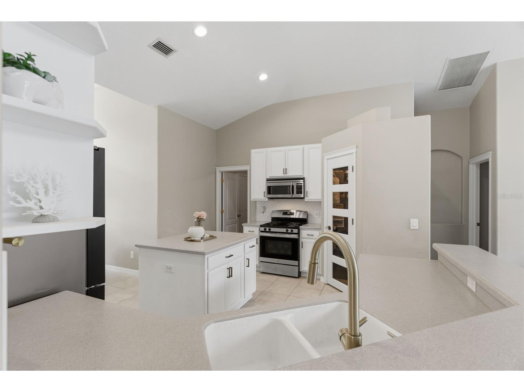 5826 Heronview Crescent Drive Lithia FL 33547 TB8508575 image16