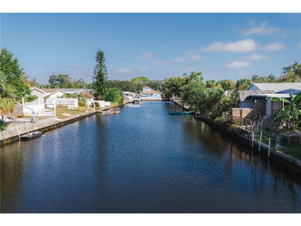 5826 Portsmouth Drive Tampa FL 33615 TB8440678 image32